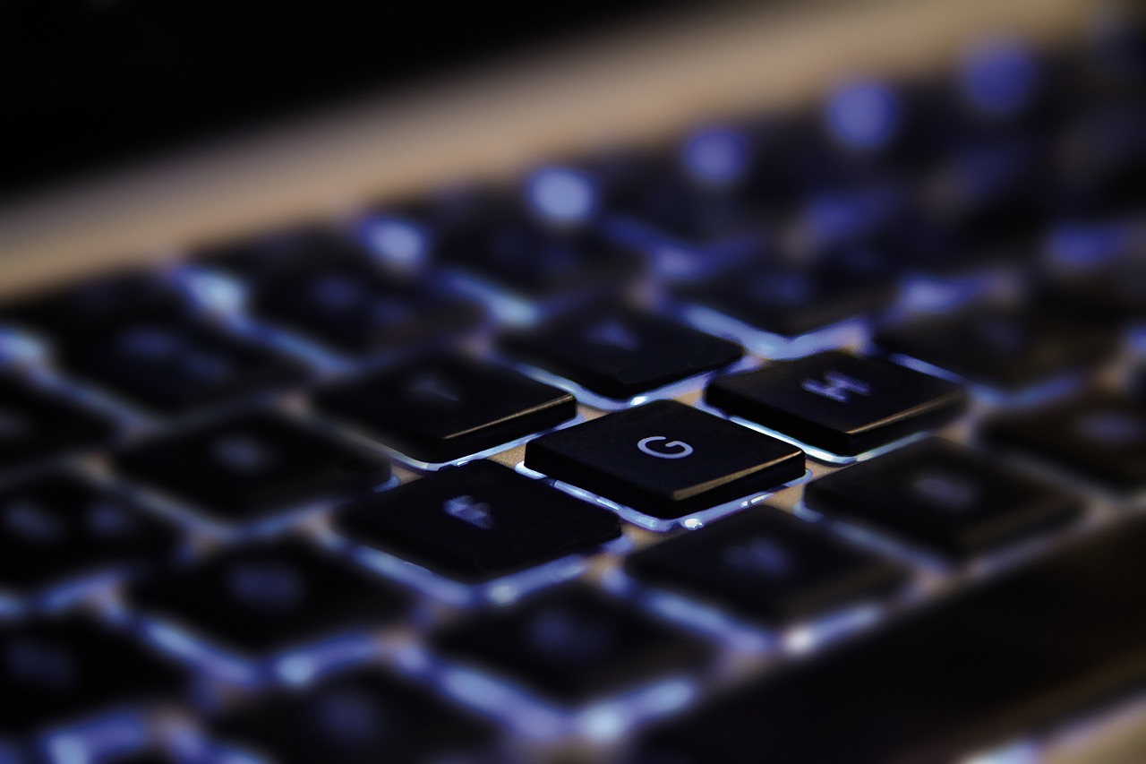 5 Trending Technology Topics That Can Drive Massive Traffic